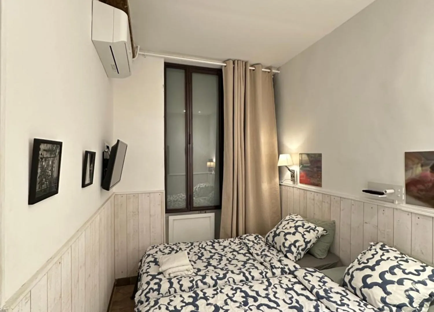 Charles V Marais Apartment 파리 프랑스